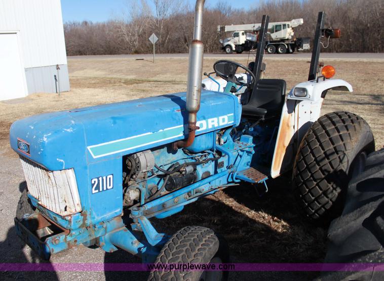 image for item 6800 Ford 2110 tractor and finish mower