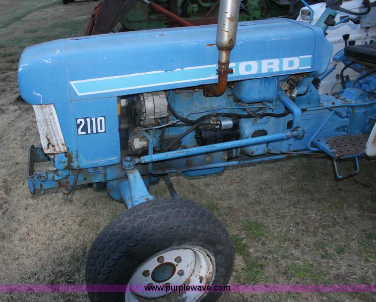 image for item 6800 Ford 2110 tractor and finish mower