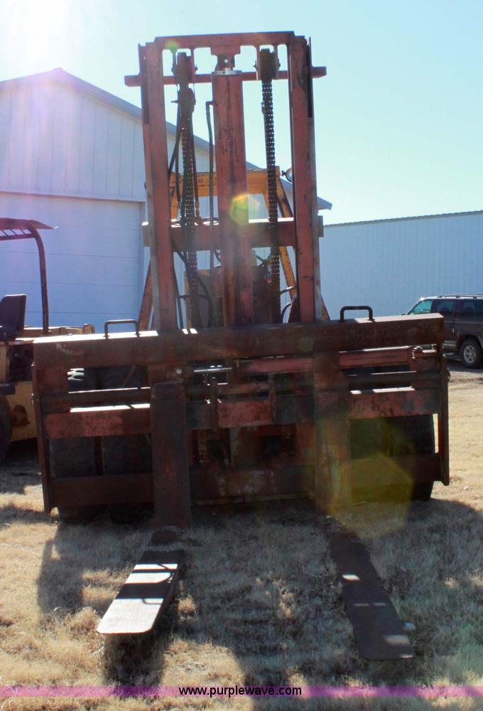 image for item 6802 Wiggins all-terrain forklift