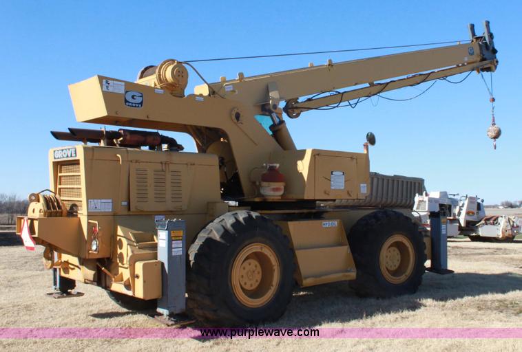 image for item 6803 Grove RT60S crane