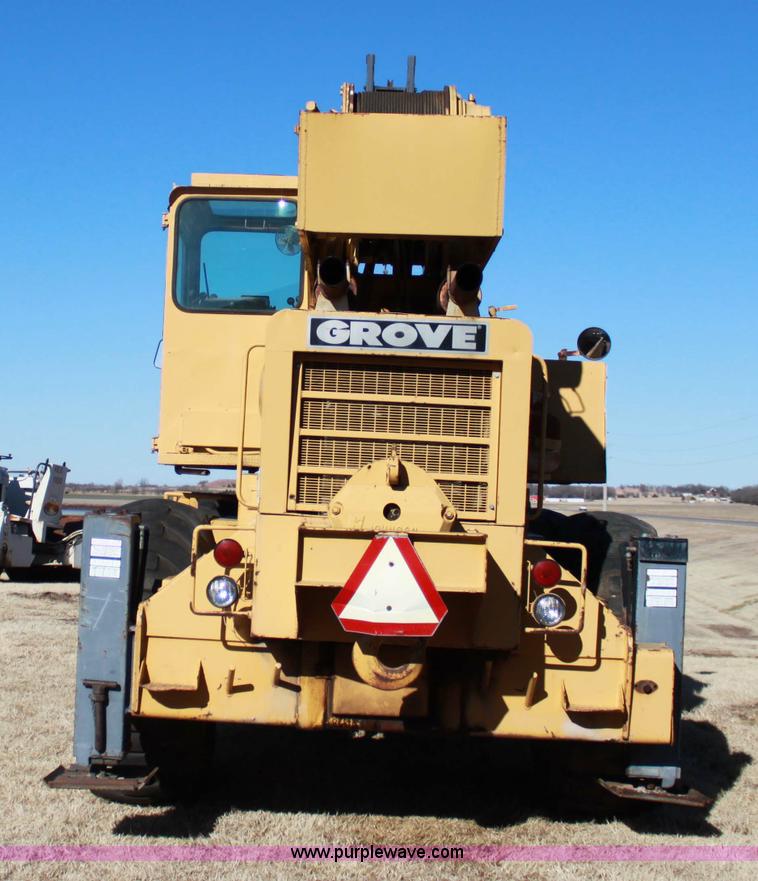 image for item 6803 Grove RT60S crane