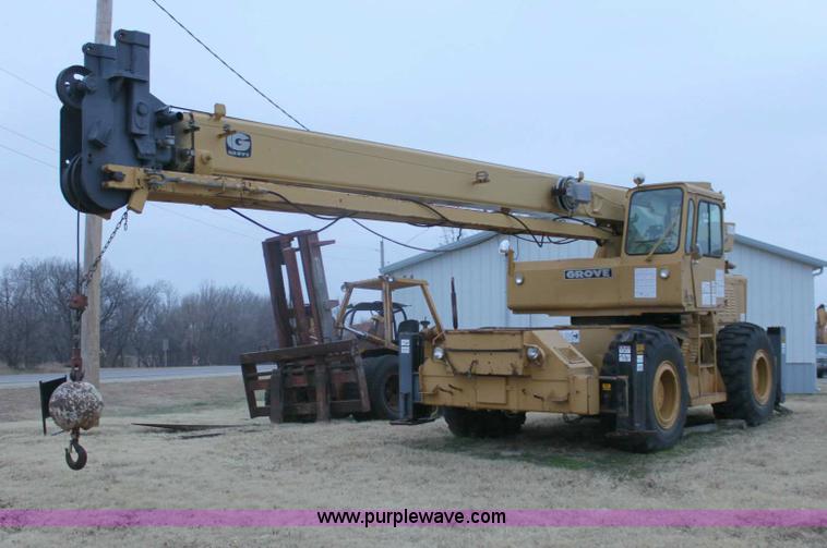 image for item 6803 Grove RT60S crane