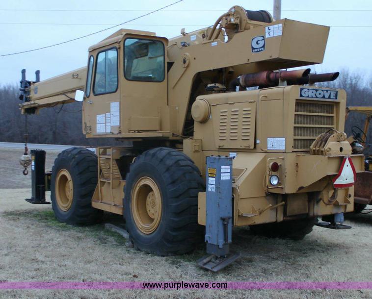 image for item 6803 Grove RT60S crane