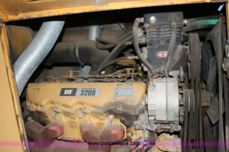 image for item 6803 Grove RT60S crane