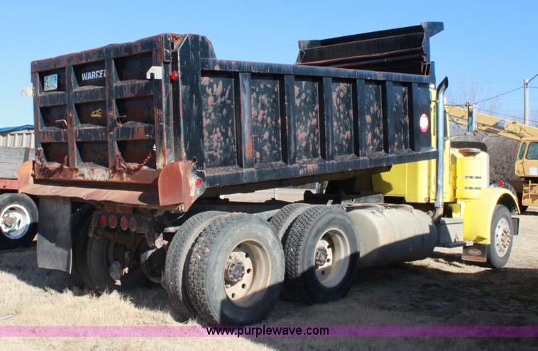 image for item 6806 1984 Peterbilt 359 dump truck