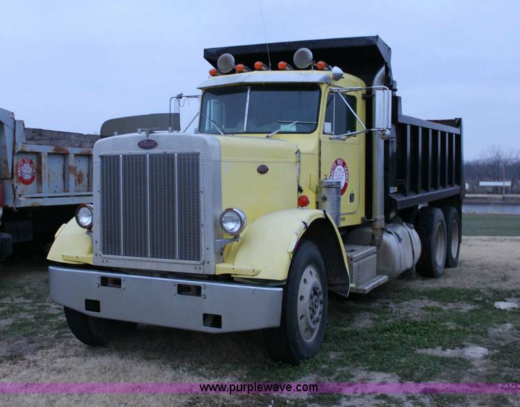 image for item 6806 1984 Peterbilt 359 dump truck