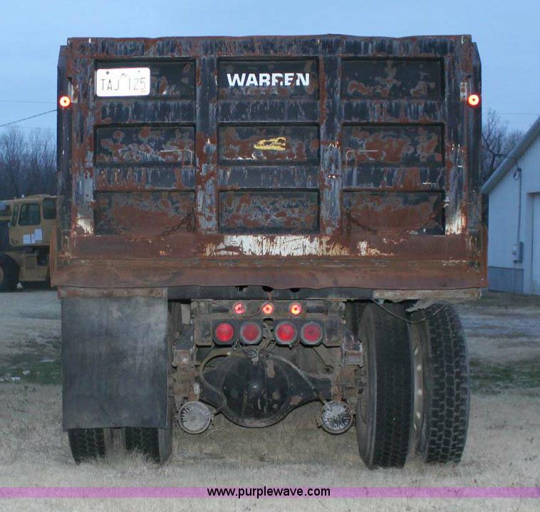 image for item 6806 1984 Peterbilt 359 dump truck
