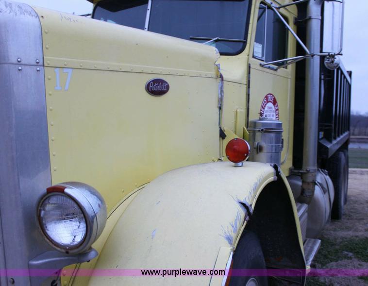 image for item 6806 1984 Peterbilt 359 dump truck