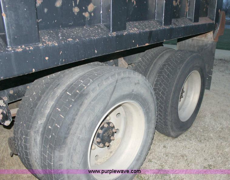 image for item 6806 1984 Peterbilt 359 dump truck