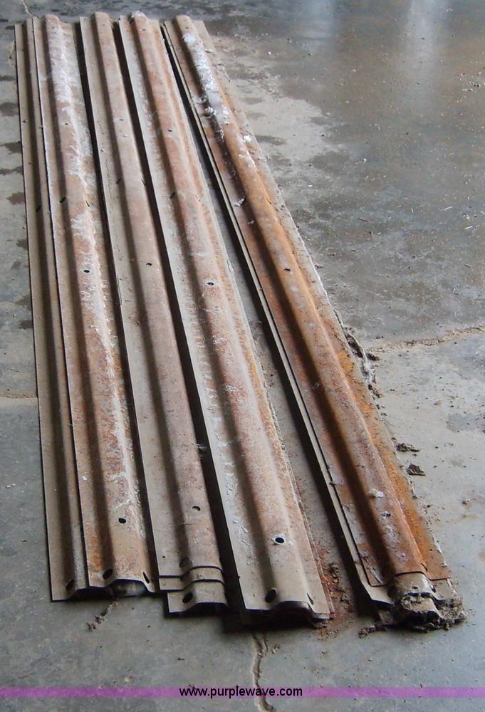 image for item 1404 (16) Metal paving forms with keyway