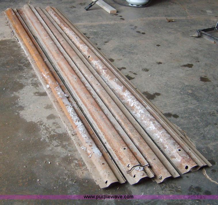 image for item 1404 (16) Metal paving forms with keyway