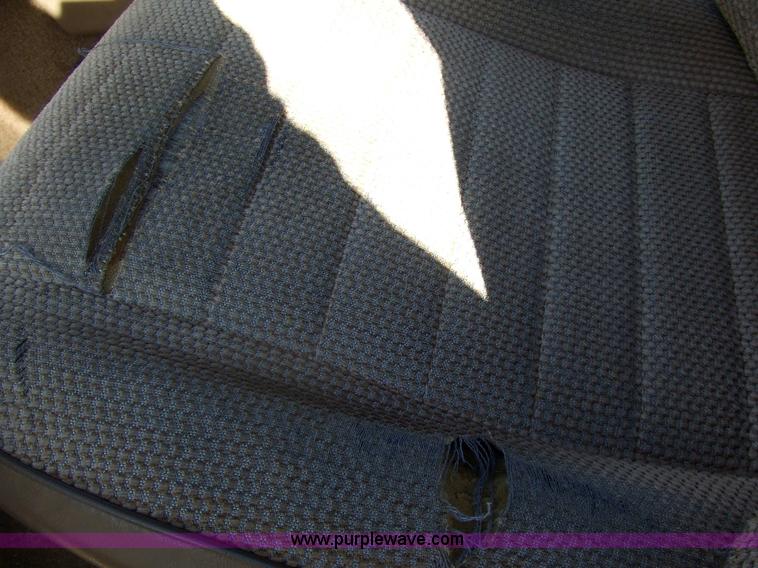 image for item 2355 1993 Chevrolet Astro van