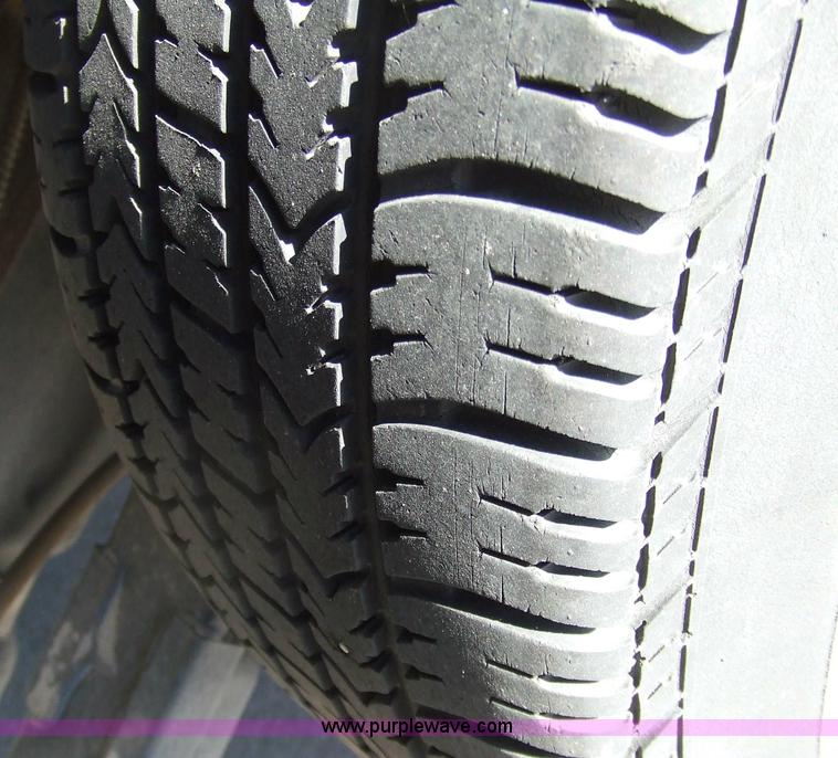 image for item 2355 1993 Chevrolet Astro van