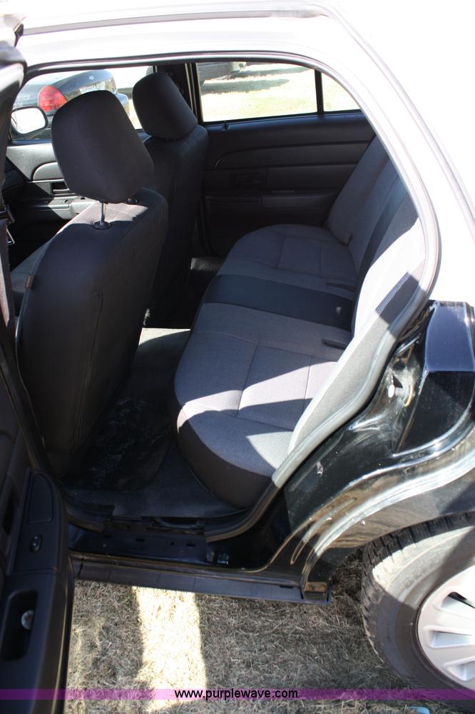 image for item 4800 2007 Ford Crown Victoria Police Interceptor