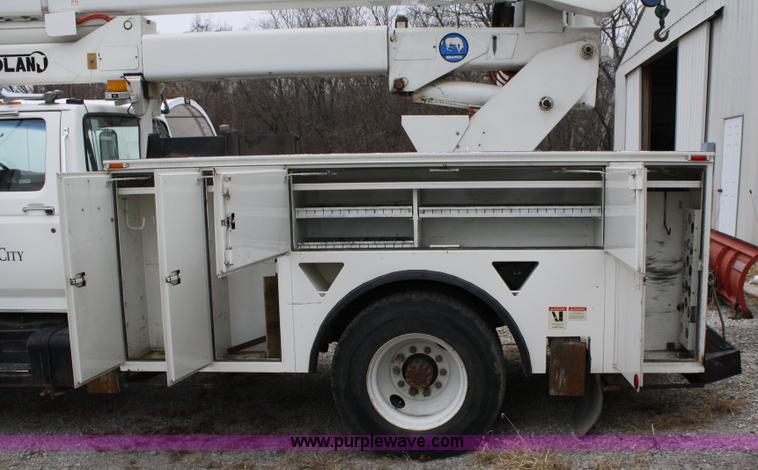 image for item 4920 Knapheide 6137HBA2 utility bed with Holan bucket boom