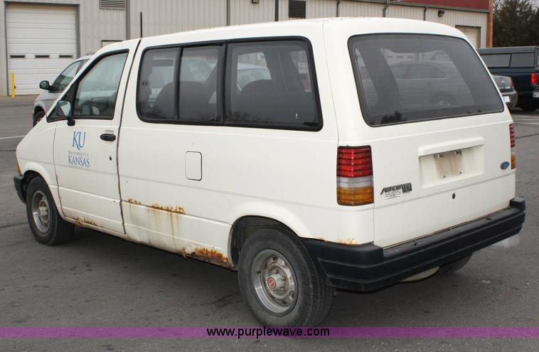 image for item 4943 1988 Ford Aerostar