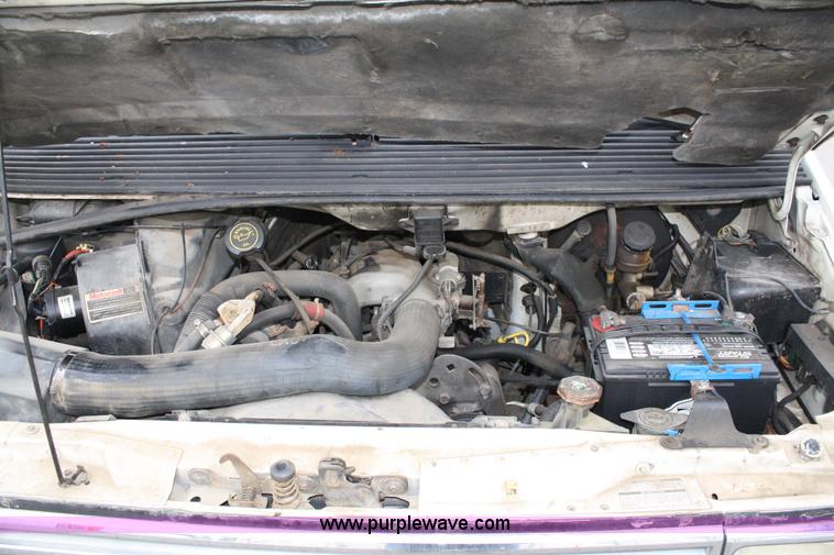 image for item 4943 1988 Ford Aerostar