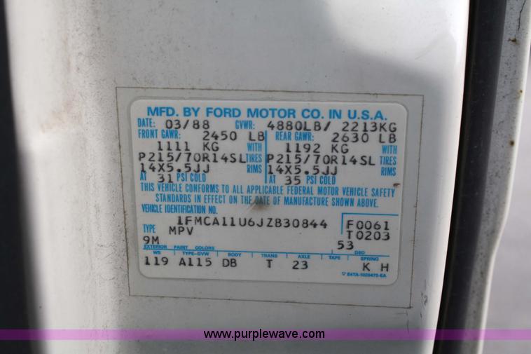 image for item 4943 1988 Ford Aerostar