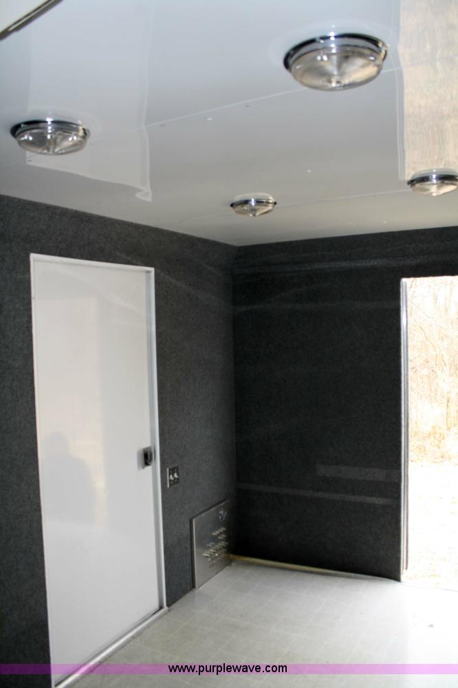 image for item 4946 1998 Mitsubishi Fuso box truck