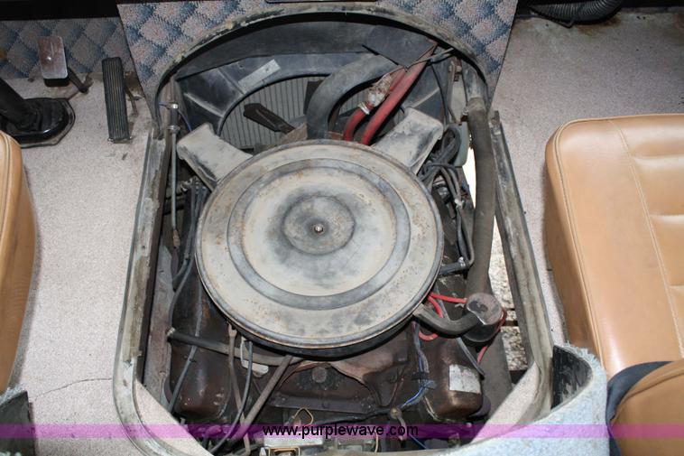 image for item 4947 1973 Winnebago