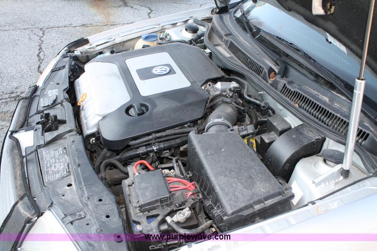 image for item 4961 2003 Volkswagen Jetta VR6