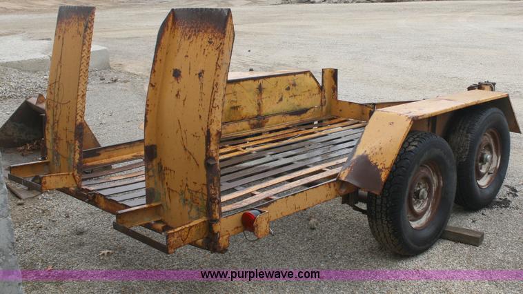image for item 4962 1987 double axle trailer