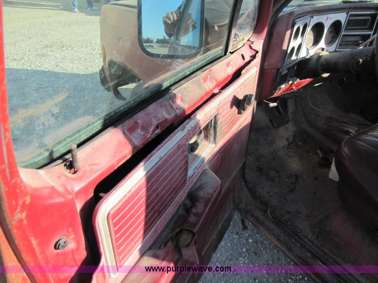 image for item 5184 1980 Chevrolet Scotsdale 10 pickup truck