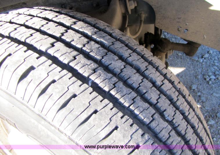 image for item 5186 1986 Chevrolet C10 Custom Deluxe pickup truck