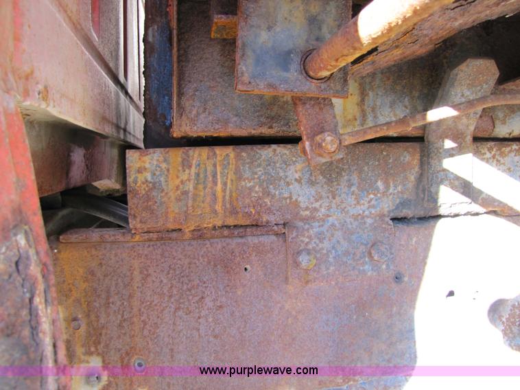 image for item 5188 1974 Ford F600 truck with dump bed