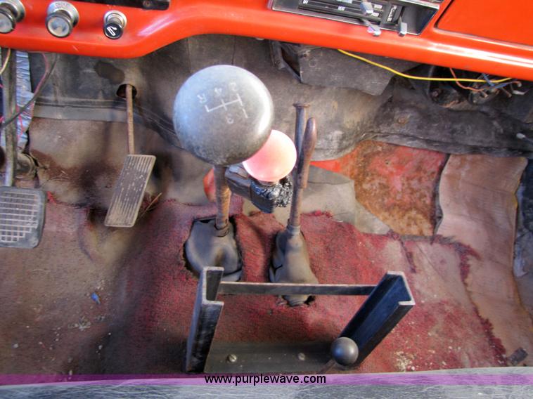 image for item 5188 1974 Ford F600 truck with dump bed