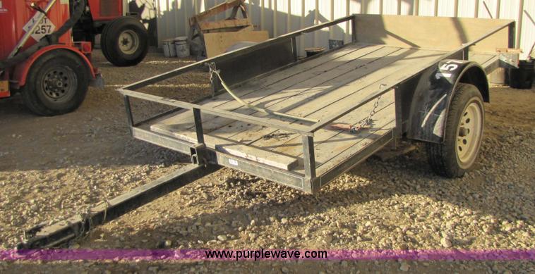 image for item 5189 2000 Star 9' utility trailer