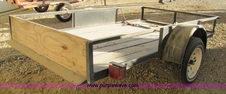 image for item 5189 2000 Star 9' utility trailer