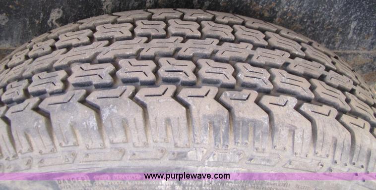 image for item 5189 2000 Star 9' utility trailer