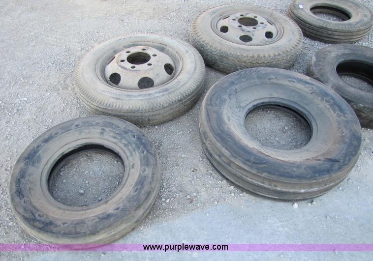 image for item 5206 (6) assorted tires