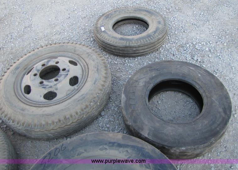 image for item 5206 (6) assorted tires