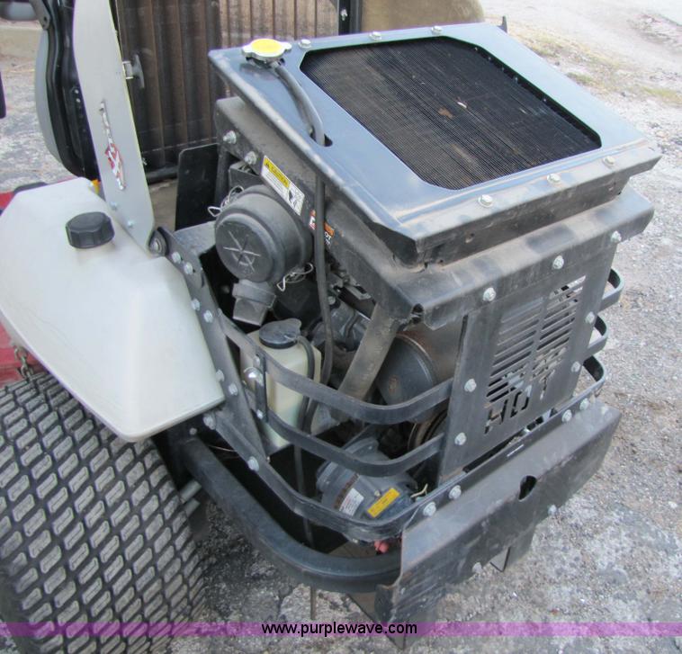 image for item 5236 1999 Ex Mark LZ22LKA604 Z-turn mower