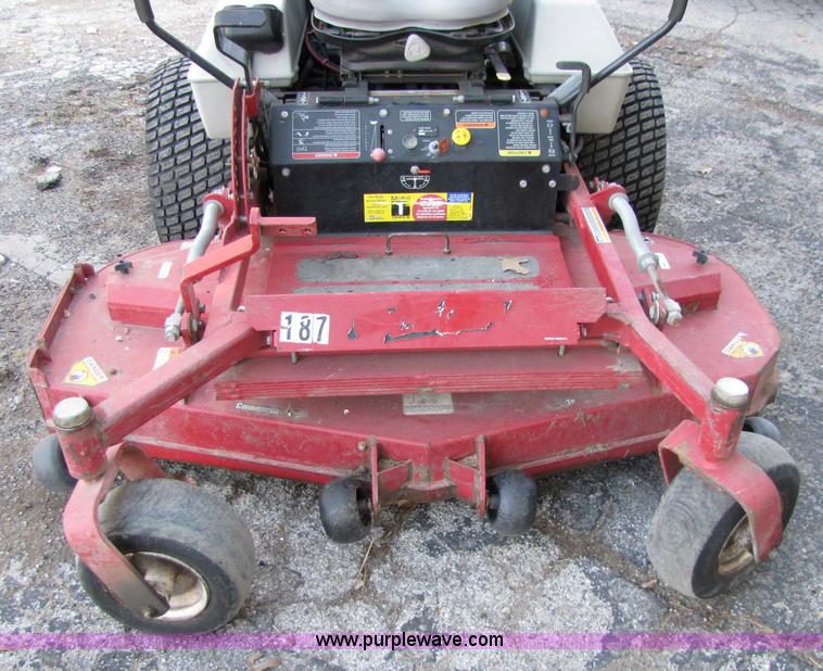 image for item 5236 1999 Ex Mark LZ22LKA604 Z-turn mower