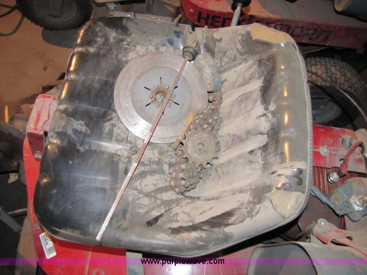 image for item 5237 1987 Heckendorn 739034 riding mower