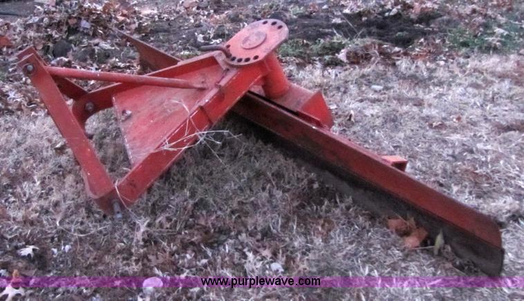 image for item 5240 7' tractor blade