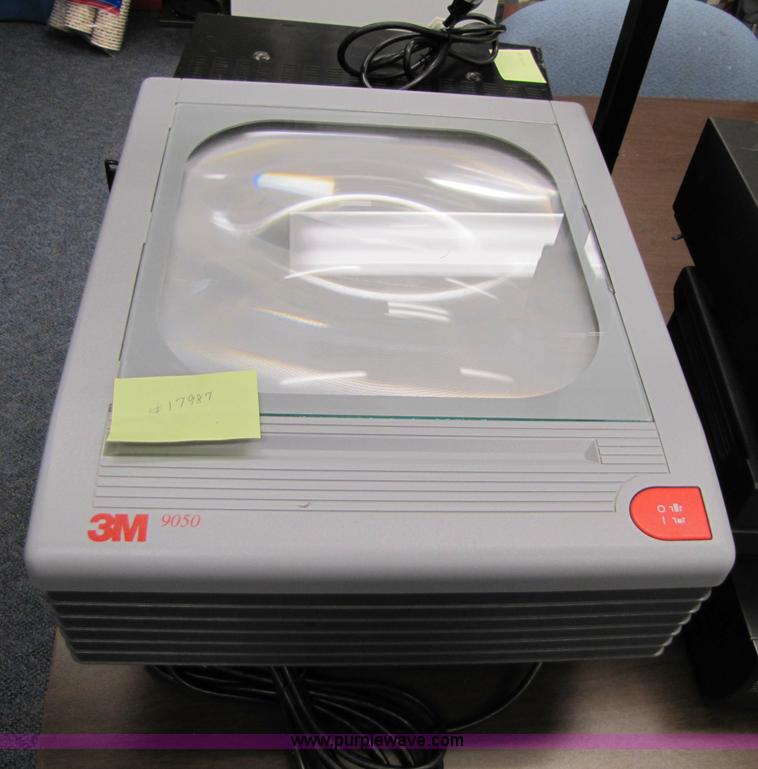 image for item 5305 Assorted electronics