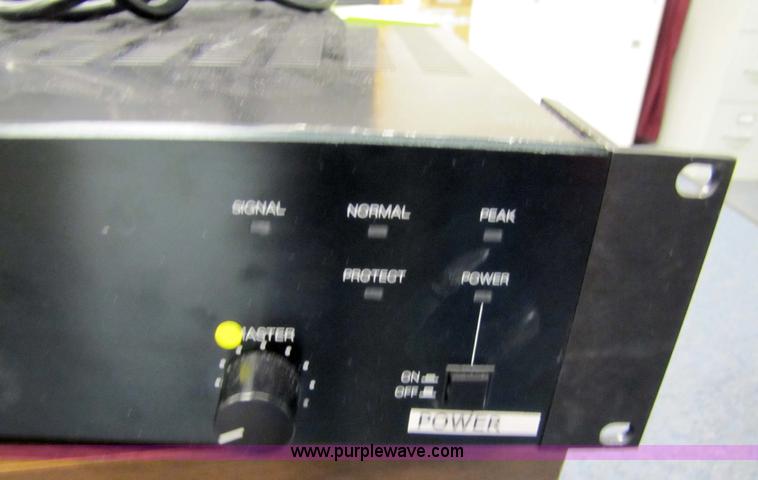 image for item 5305 Assorted electronics