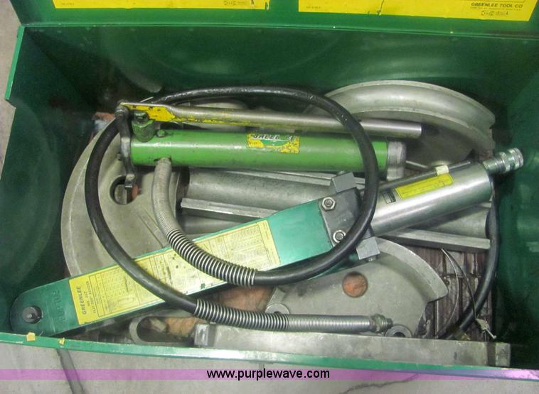 image for item 6103 Green Lee 882 EMT flip top hydraulic bender