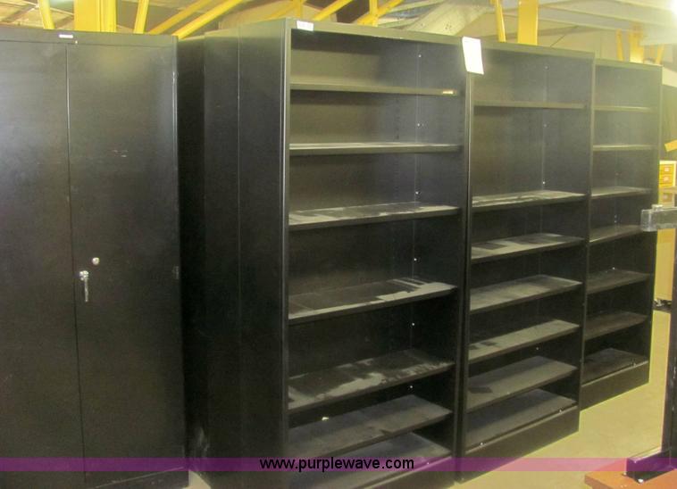 image for item 6112 (13) metal shelving units