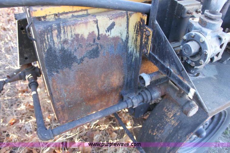 image for item 6131 Little Ford tar kettle