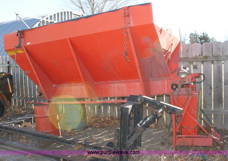 image for item 6132 Highway Equipment Company spreader