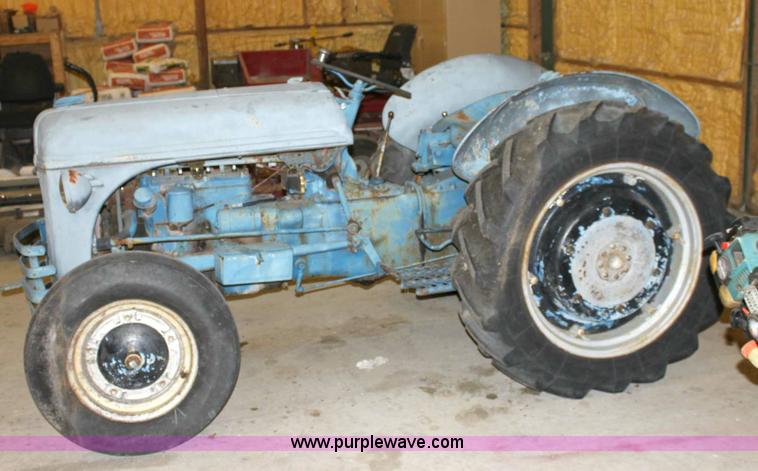 image for item 6133 Ford 9N tractor