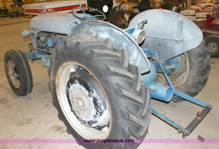 image for item 6133 Ford 9N tractor