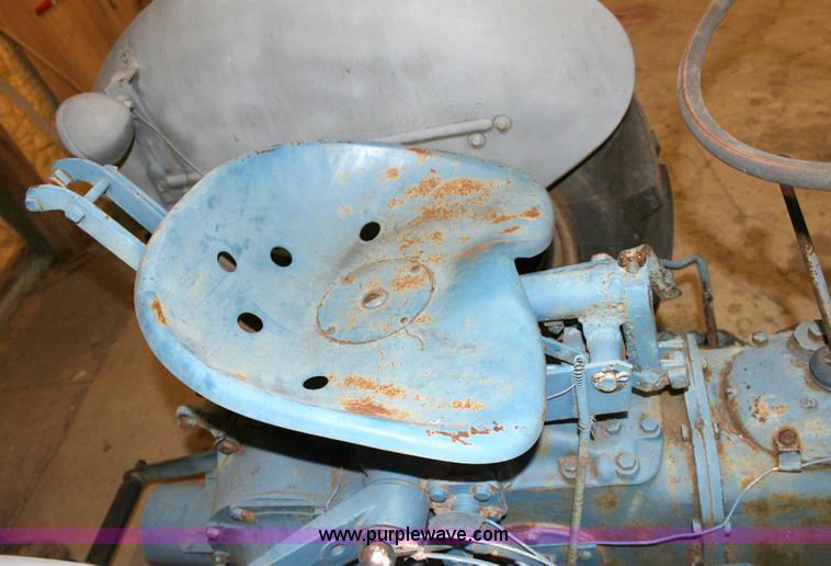 image for item 6133 Ford 9N tractor