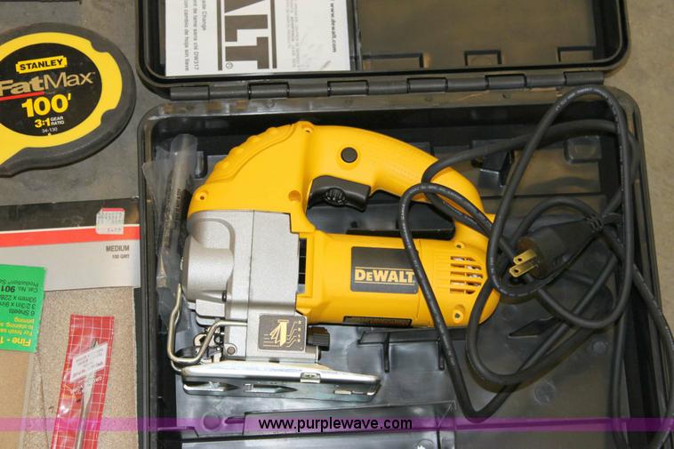 image for item 6157 Assorted tools