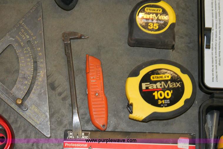 image for item 6157 Assorted tools